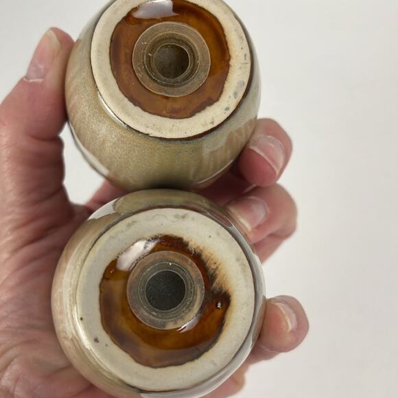 Acorn Salt and Pepper Shakers Ceramic Gold Brown Green - Picture 6 of 6